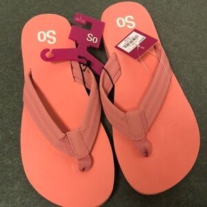 Kohls coral  thongs . Sz 9-10. New